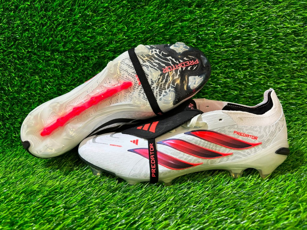 Tacos Adidas Predator Blancos con Negro 26