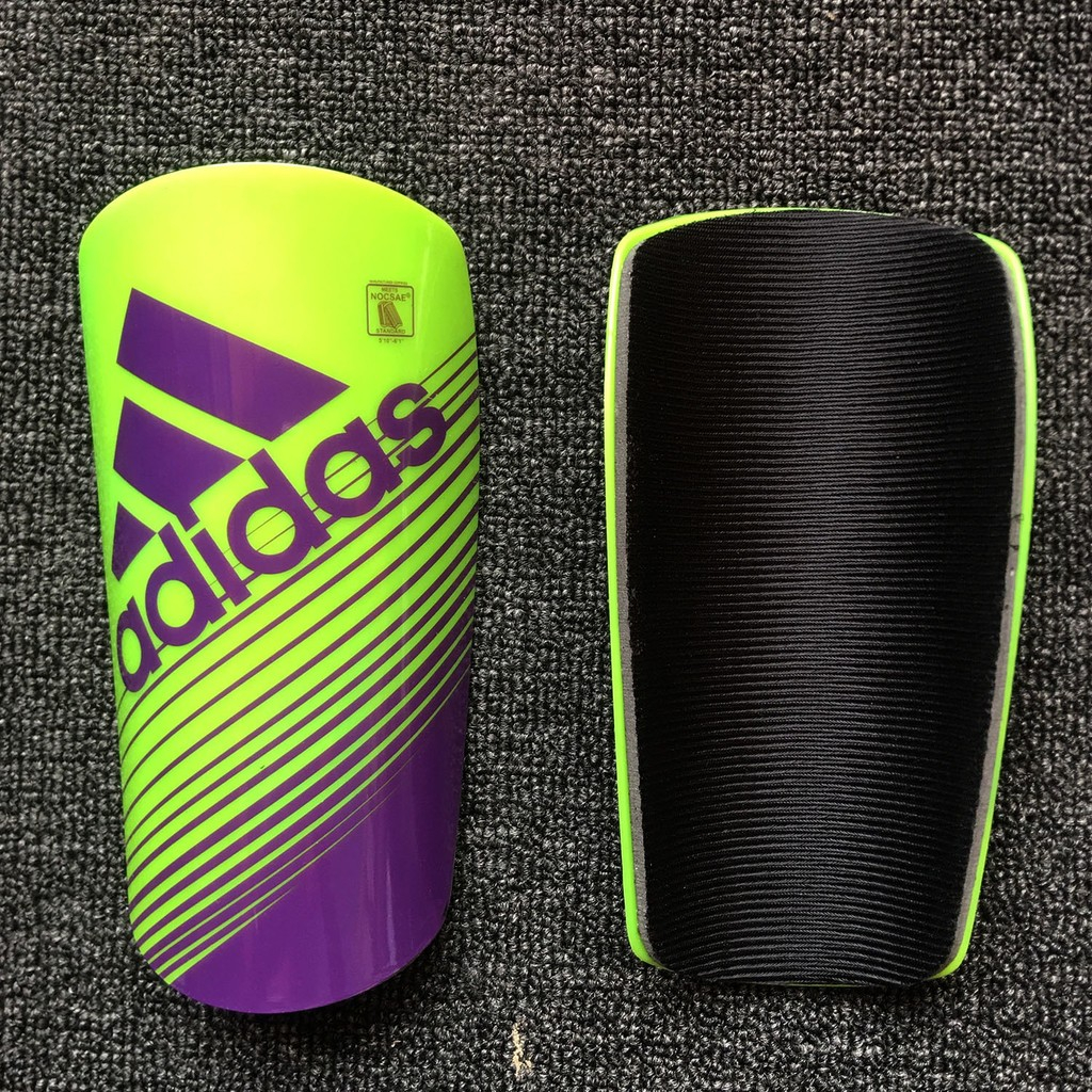 Espinillera Adidas Verde Con Morado