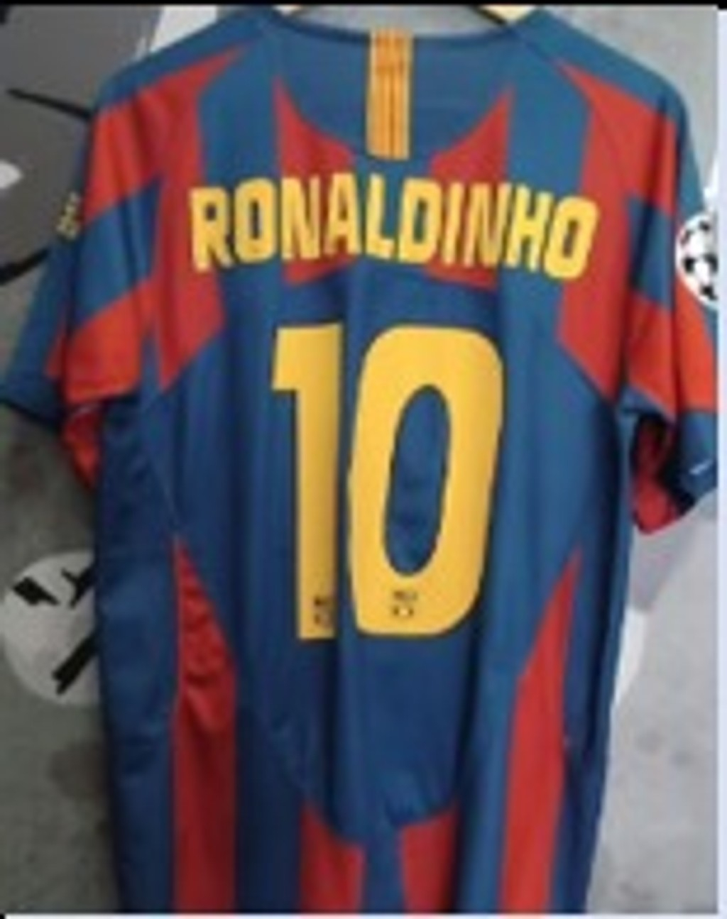 Camisa Retro Barcelona Primera Equipacion 05/06 Ronaldihno